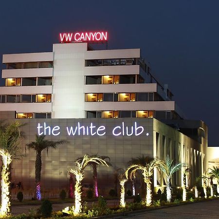 Vw Canyon Rāipur Eksteriør billede